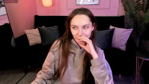 Snapshot of chloe_sunny chatting on 05-24-26, 06:02 Chloe online show from 05-24-26, 06:02