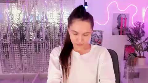 Snapshot of chloe_sunny chatting on 07-03-26, 06:25 Chloe online show from 07-03-26, 06:25