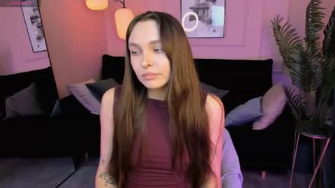 Snapshot of chloe_sunny chatting on 07-15-26, 02:11 Chloe online show from 07-15-26, 02:11