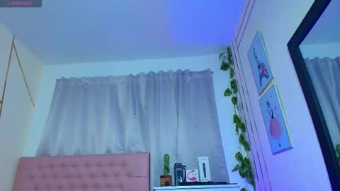 Snapshot of chloe_swarts chatting on 12-14-25, 03:34 Lulu online show from 12-14-25, 03:34