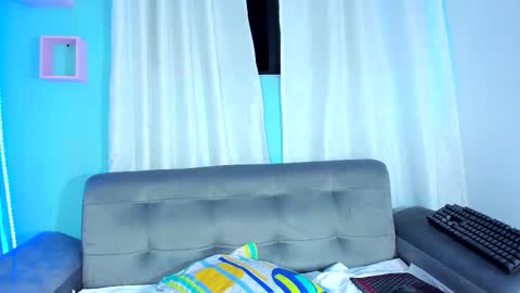 Snapshot of chloe_sweet7 chatting on 02-23-25, 03:56 Chloe Miller online show from 02-23-25, 03:56