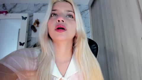 Chloe Miller  online show from 06-21-26, 03:31
