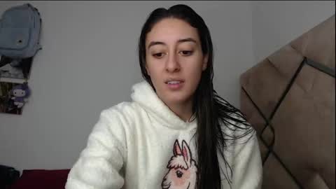 Chloe  online show from 01-05-26, 07:39