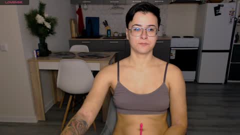 Eva and Sandra online show from 12-20-24, 10:49