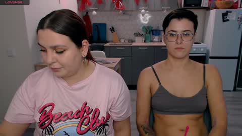 Eva and Sandra online show from 12-20-24, 06:56