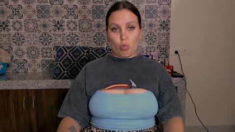 Eva and Sandra online show from 02-08-25, 10:40