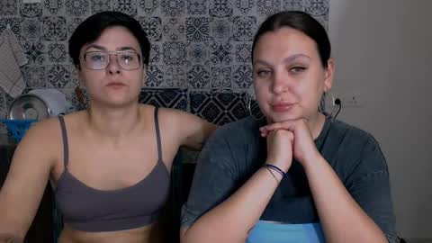 Eva and Sandra online show from 02-14-25, 03:26