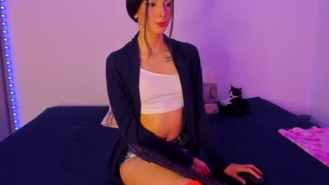Snapshot of chloeaddamss chatting on 06-01-26, 04:36 3 online show from 06-01-26, 04:36