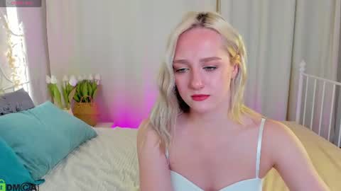 Chloe Deccker online show from 07-16-26, 01:00