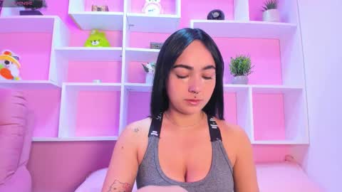 Chloe online show from 12-02-25, 11:37