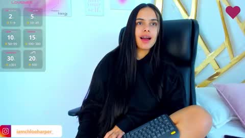 Snapshot of chloeharper_ chatting on 09-27-25, 12:21 Chloe Harper online show from 09-27-25, 12:21