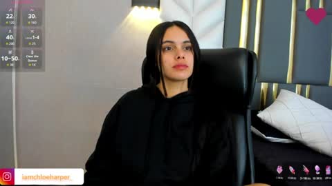 Snapshot of chloeharper_ chatting on 07-19-26, 01:04 Chloe Harper online show from 07-19-26, 01:04