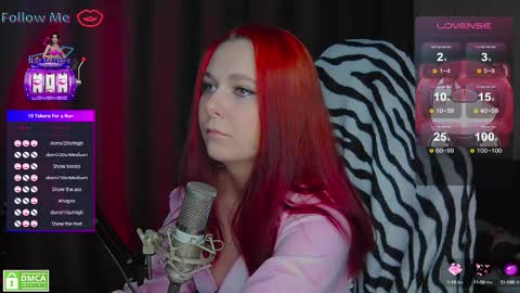Snapshot of chloejenyss chatting on 10-07-25, 02:42 Chloe online show from 10-07-25, 02:42