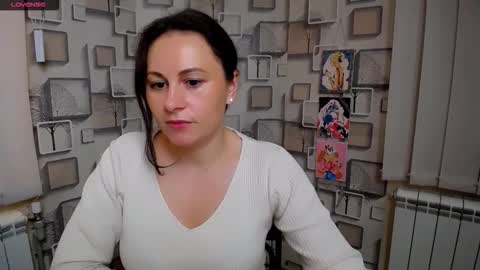 Snapshot of chloejill_ chatting on 09-25-25, 06:06 Chloe online show from 09-25-25, 06:06