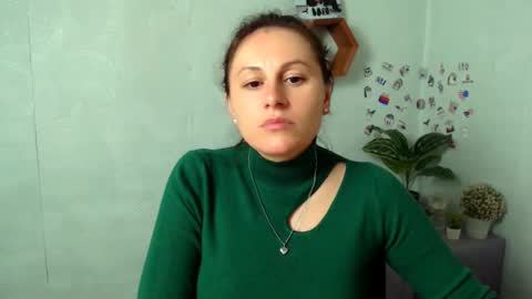 Snapshot of chloejill_ chatting on 10-07-25, 03:53 Chloe online show from 10-07-25, 03:53