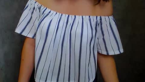 Snapshot of chloejill_ chatting on 11-09-25, 11:41 Chloe online show from 11-09-25, 11:41