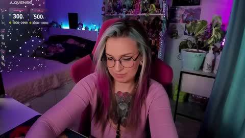 ChloeKohaku online show from 02-17-25, 07:04