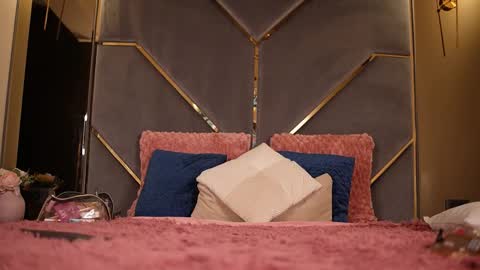 Snapshot of chloemin_ chatting on 03-04-26, 06:52 chloemin_ online show from 03-04-26, 06:52