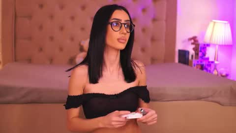 Snapshot of chloeobrilx chatting on 02-22-26, 04:24 Chlo online show from 02-22-26, 04:24