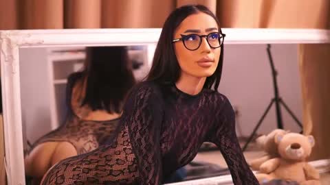Snapshot of chloeobrilx chatting on 05-19-26, 03:24 Chlo online show from 05-19-26, 03:24