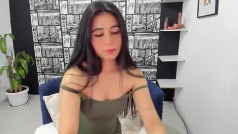 ChloeTurner  online show from 03-06-25, 01:03