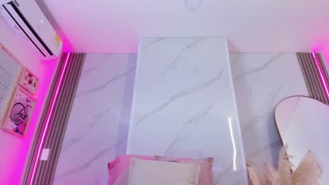 Chlooe online show from 01-30-25, 12:27