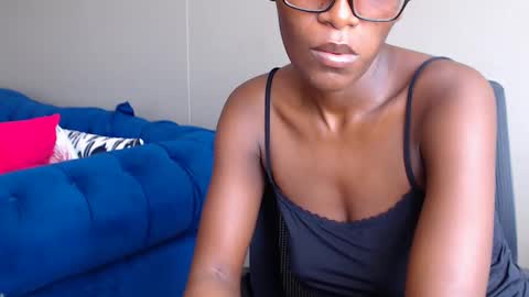 Snapshot of choccoa chatting on 02-04-25, 09:17 Daisy online show from 02-04-25, 09:17