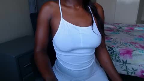 Snapshot of choccoa chatting on 10-06-25, 08:45 Daisy online show from 10-06-25, 08:45