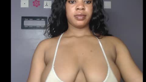 Snapshot of choco_chocox chatting on 03-10-25, 08:48 ESTHER online show from 03-10-25, 08:48