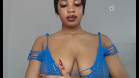 Snapshot of choco_chocox chatting on 09-20-25, 07:53 ESTHER online show from 09-20-25, 07:53