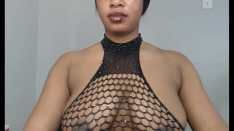 Snapshot of choco_chocox chatting on 09-27-25, 07:57 ESTHER online show from 09-27-25, 07:57