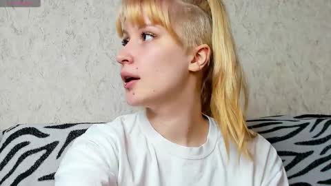 choco_meowx online show from 03-19-26, 08:07