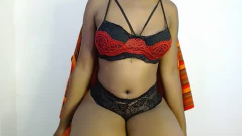 Snapshot of choco_sweee chatting on 02-27-25, 06:07 Maddie online show from 02-27-25, 06:07