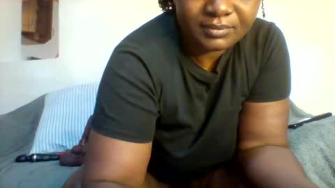 chocobabe002 online show from 10-21-25, 04:13