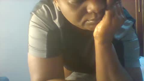 Snapshot of chocobabe002 chatting on 07-21-26, 04:04 chocobabe002 online show from 07-21-26, 04:04