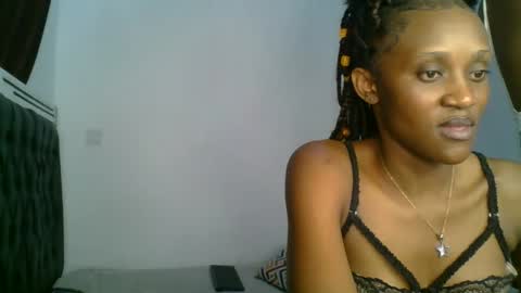 chocobear22 online show from 11-16-25, 10:43