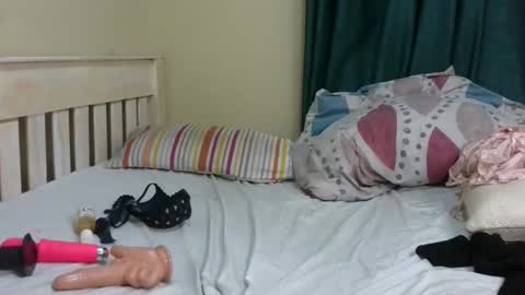 Snapshot of chocolate_candiee chatting on 11-15-25, 11:32 chocolate_candiee online show from 11-15-25, 11:32