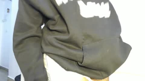 Snapshot of chocolate_desiree chatting on 02-11-26, 08:14 Lofti online show from 02-11-26, 08:14