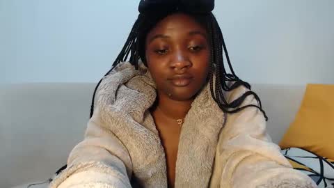 Snapshot of chocolate_desiree chatting on 05-31-26, 10:44 Lofti online show from 05-31-26, 10:44