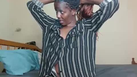 Snapshot of chocolatebony_ chatting on 03-23-26, 11:36 chocolatebony_ online show from 03-23-26, 11:36