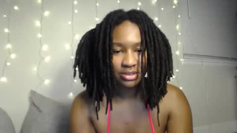 Snapshot of chocolatechip_1919 chatting on 11-08-25, 01:06 ChoclateChip 1919 online show from 11-08-25, 01:06