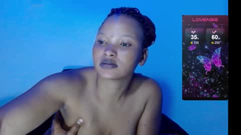 chocolatemilkebony online show from 03-09-25, 10:08