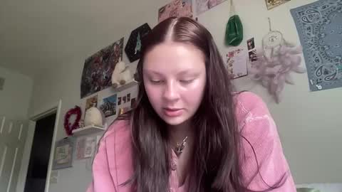 Snapshot of chocolatevanillaswirl3 chatting on 02-18-26, 04:25 chocolatevanillaswirl3 online show from 02-18-26, 04:25