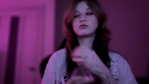 Snapshot of choimia chatting on 11-28-25, 08:55 Lissa online show from 11-28-25, 08:55