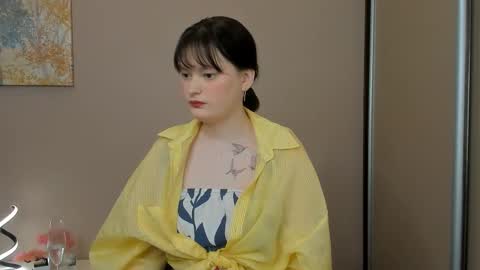 Cassandra online show from 03-29-26, 04:12