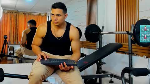 Chorey Thaylor online show from 12-18-25, 03:18