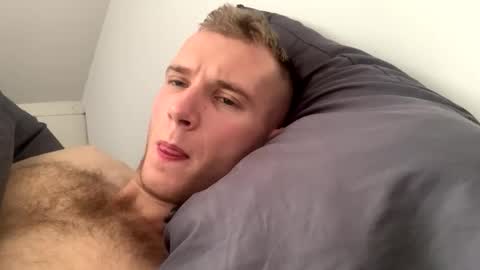 Johnny online show from 04-05-26, 06:21