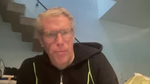 Snapshot of choupipat1 chatting on 02-28-25, 02:31 choupipat1 online show from 02-28-25, 02:31