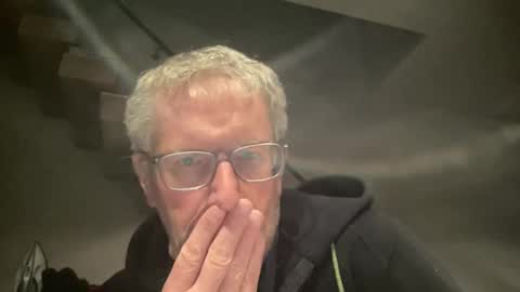 Snapshot of choupipat1 chatting on 03-01-25, 10:31 choupipat1 online show from 03-01-25, 10:31
