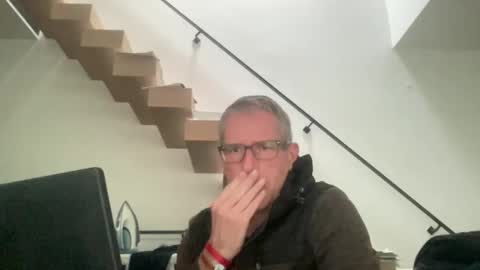 Snapshot of choupipat1 chatting on 10-20-25, 07:20 choupipat1 online show from 10-20-25, 07:20